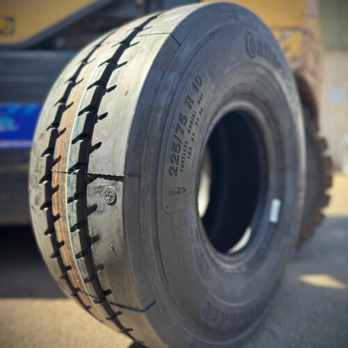 225/75-R10 Continental RV20