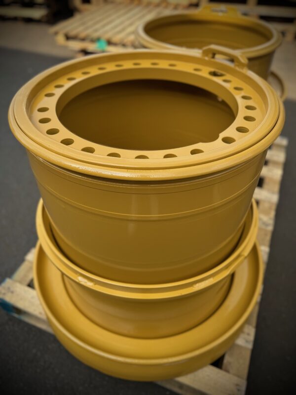 25.00-25/3.5" CAT 980 Wheel