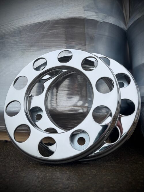 10 Stud Open Centre Nut Ring / Wheel Trim for steel and alloy wheels (pair of)